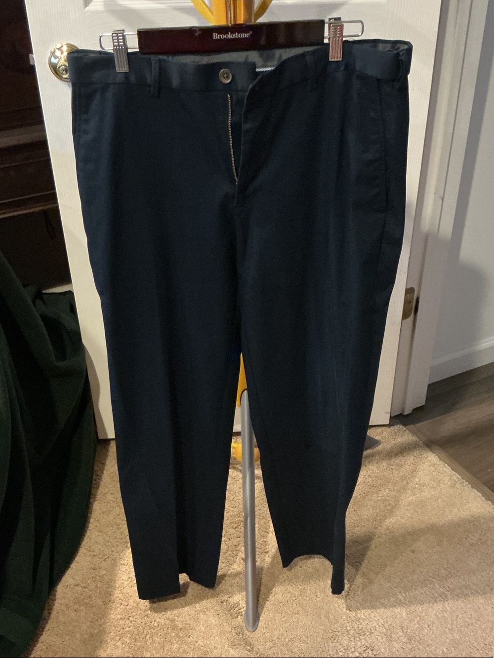 Brookstone Men's Dark Navy Dress Pants